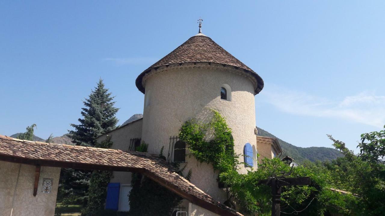 Chambre D'Hotes La Citadelle Lardier-et-Valenca Eksteriør bilde